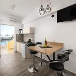 Pefkos View & Maisonette 4*