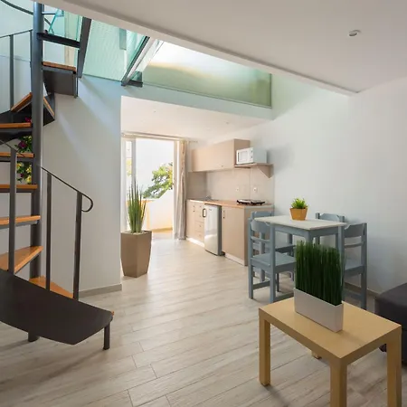 Pefkos View & Maisonette Apart-hotel 4*