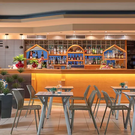 Apart-hotel Pefkos View & Maisonette