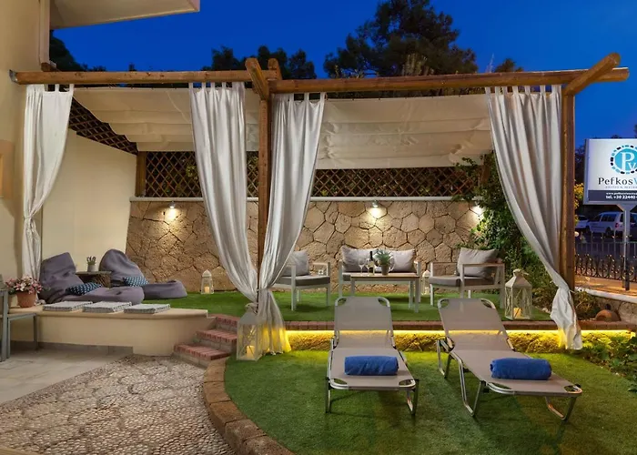 Pefkos View & Maisonette 4* Pefki