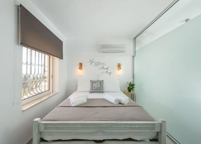 Pefkos View & Maisonette