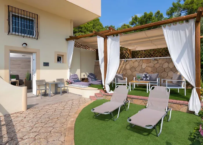 Pefkos View & Maisonette