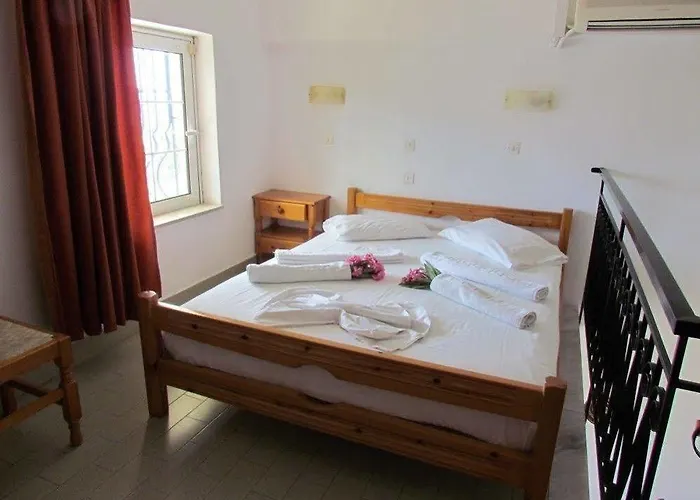 Pefkos View & Maisonette 4* Pefki