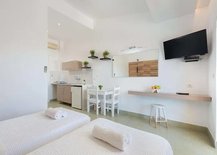 Pefkos View & Maisonette