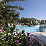 아파트호텔 Pefkos View & Maisonette 4*