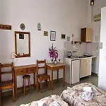 Pefkos View & Maisonette