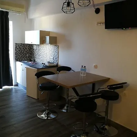 Apart-hotel Pefkos View & Maisonette 4*
