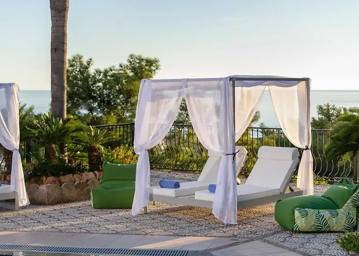 Pefkos View & Maisonette Lägenhetshotell 4*