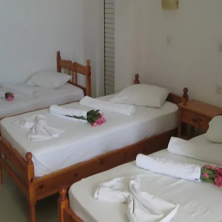Appart hôtel Pefkos View & Maisonette 3*